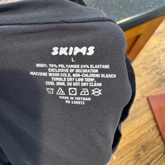 Skims Long sleeve top - Picture 3 of 3